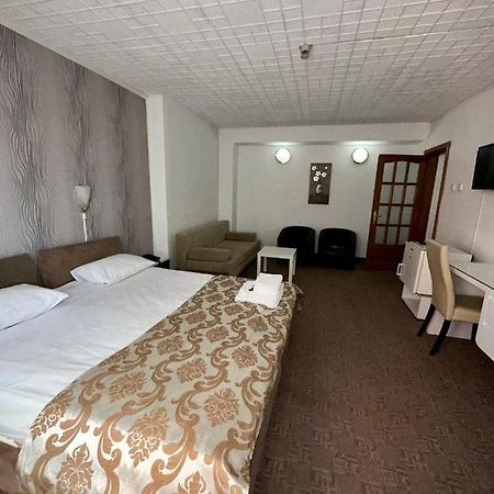 Darin Hotel Bucharest Exterior photo