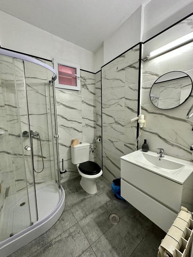Darin Hotel Bucharest Exterior photo
